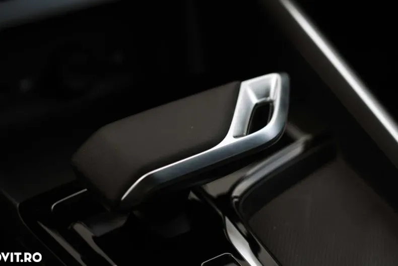 MG ZS HEV din 2025 cu 1 km - oferta MG0170012 - foto 17