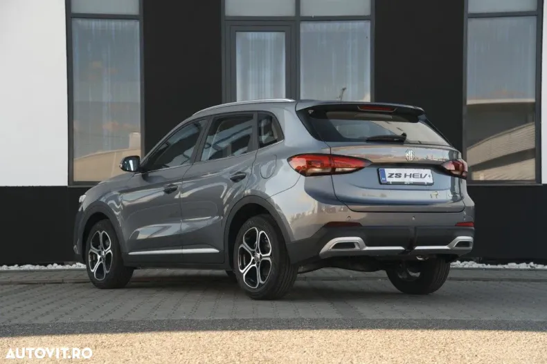 MG ZS HEV din 2025 cu 1 km - oferta MG0170014 - foto 5