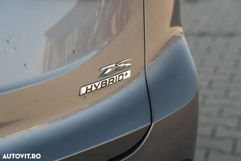 MG ZS HEV din 2025 cu 1 km - oferta MG0170014 - foto 11