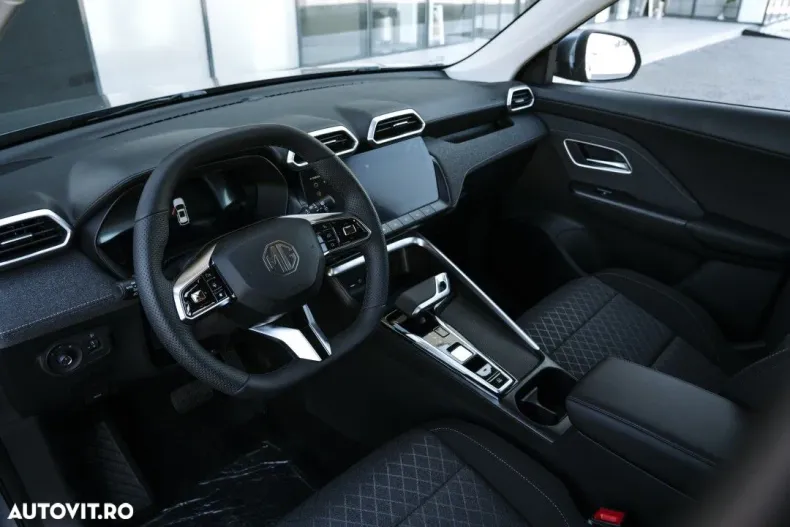 MG ZS HEV din 2025 cu 1 km - oferta MG0170014 - foto 14