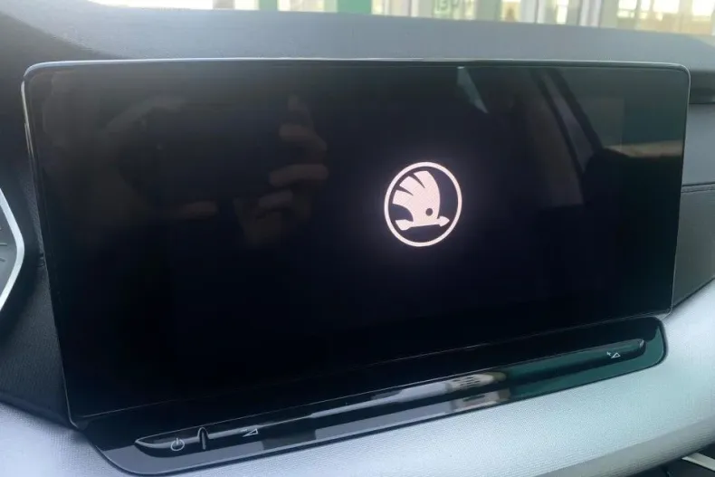 Skoda Octavia din 2025 cu 6 km - oferta SKO170047 - foto 16