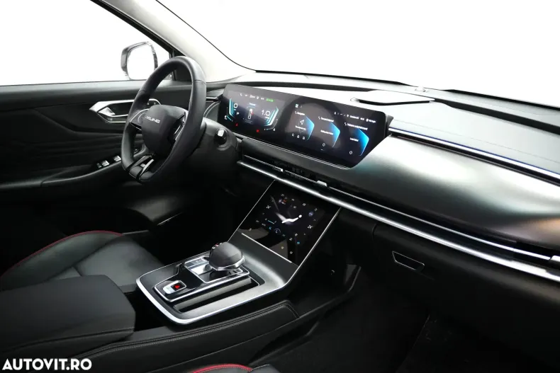 BAIC X75 din 2023 cu 3.200 km - oferta BAI170061 - foto 10