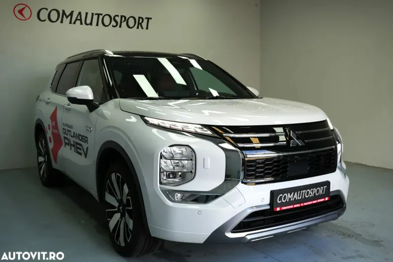 Mitsubishi Outlander din 2025 cu 4.000 km - oferta MIT170062 - foto 1