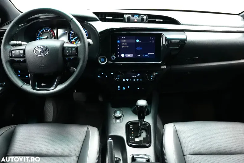Toyota Hilux din 2025 cu 10 km - oferta TOY170066 - foto 7