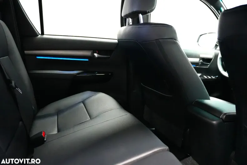 Toyota Hilux din 2025 cu 10 km - oferta TOY170066 - foto 11