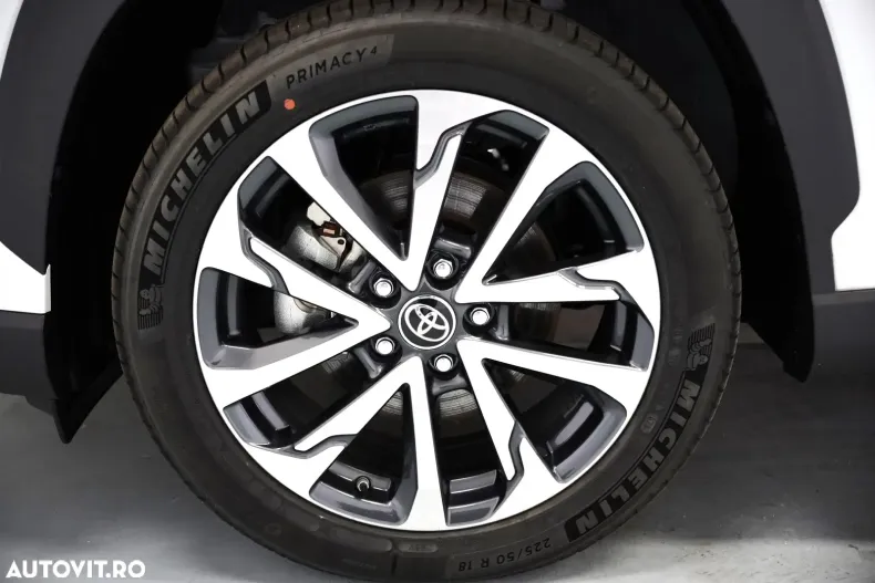 Toyota Corolla Cross din 2023 cu 15.000 km - oferta TOY170068 - foto 12