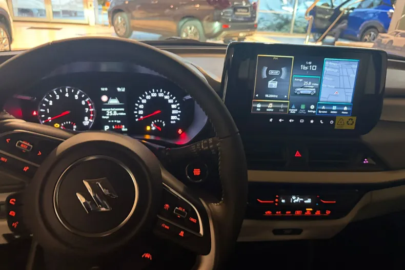 Suzuki Swift din 2025 cu 0 km - oferta SUZ170075 - foto 7