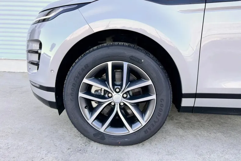 Land Rover Range Rover Evoque din 2024 cu 10 km - oferta LAN170078 - foto 3