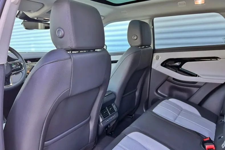 Land Rover Range Rover Evoque din 2024 cu 10 km - oferta LAN170078 - foto 9