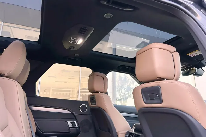 Land Rover Discovery din 2025 cu 10 km - oferta LAN170079 - foto 12