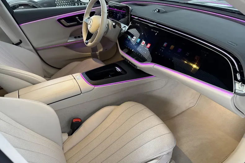 Mercedes-Benz E din 2025 cu 3.079 km - oferta MER170080 - foto 17