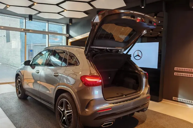 Mercedes-Benz GLA din 2025 cu 1 km - oferta MER170083 - foto 13