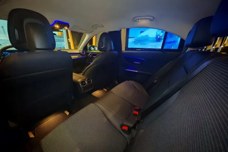 Mercedes-Benz C din 2025 cu 3.500 km - oferta MER170084 - foto 17