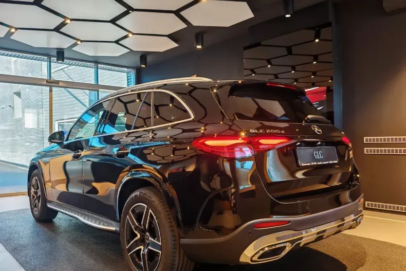 Mercedes-Benz GLC din 2025 cu 5.000 km - oferta MER170089 - foto 11