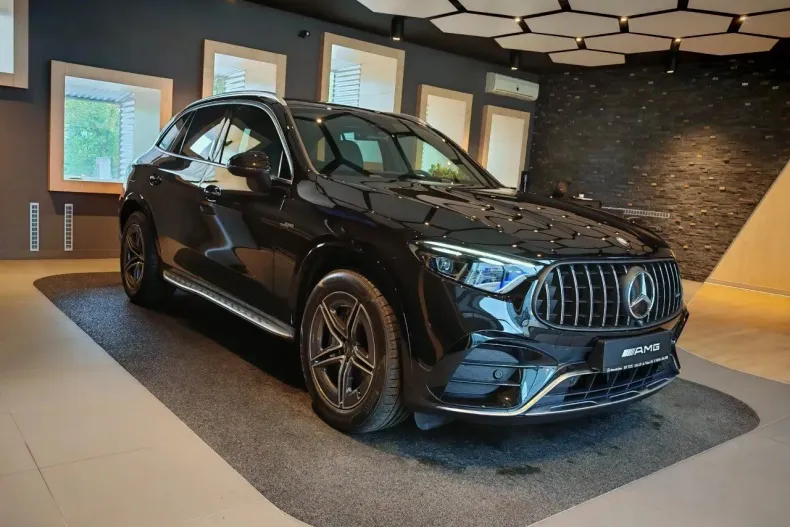 Mercedes-Benz GLC din 2025 cu 5.000 km - oferta MER170092 - foto 3