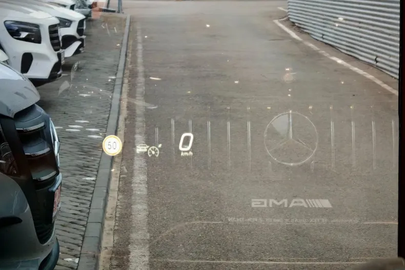 Mercedes-Benz GLC din 2025 cu 5.000 km - oferta MER170092 - foto 27