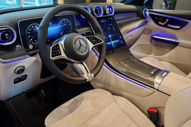 Mercedes-Benz GLC din 2025 cu 3.500 km - oferta MER170093 - foto 2