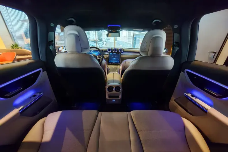 Mercedes-Benz GLC din 2025 cu 3.500 km - oferta MER170093 - foto 10