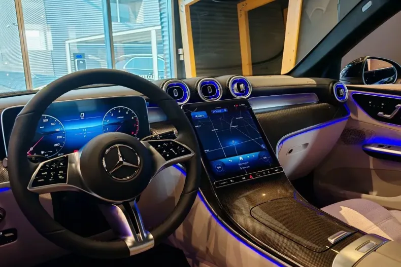 Mercedes-Benz GLC din 2025 cu 3.500 km - oferta MER170093 - foto 18