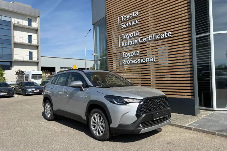 Toyota Corolla Cross din 2024 cu 300 km - oferta TOY170094 - foto 1