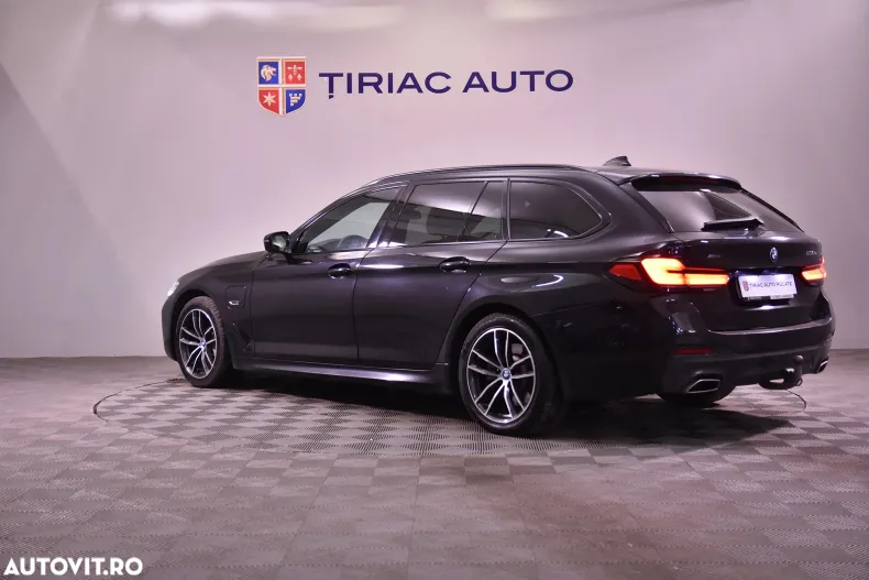 BMW Seria 5 din 2022 cu 143.524 km - oferta BMW170103 - foto 3