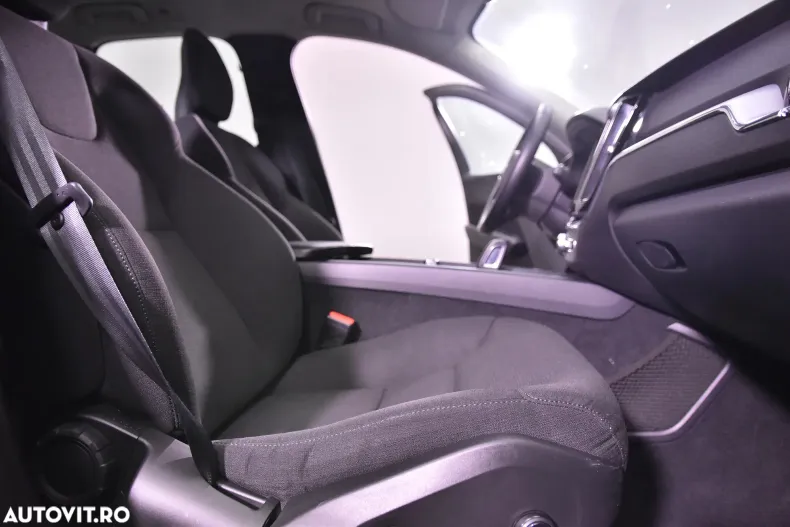 Volvo XC60 din 2020 cu 169.770 km - oferta VOL170104 - foto 11