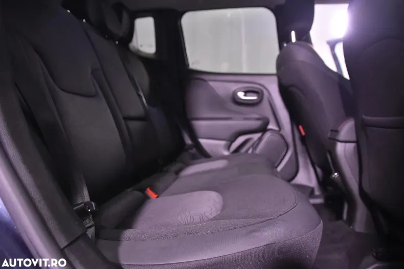 Jeep Renegade din 2022 cu 102.475 km - oferta JEE170109 - foto 12