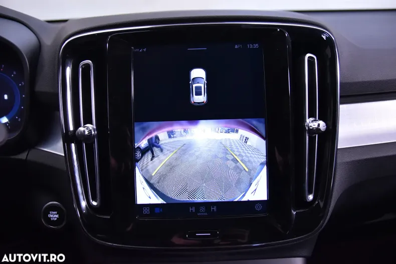 Volvo XC40 din 2024 cu 36.074 km - oferta VOL170113 - foto 18