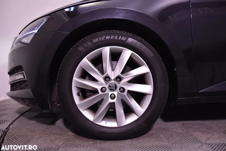 Skoda Superb din 2024 cu 90.248 km - oferta SKO170118 - foto 13