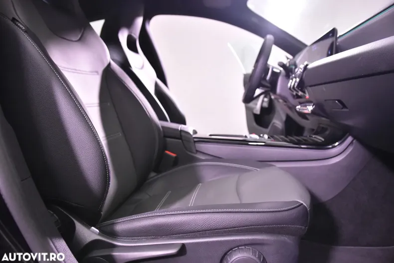 Mercedes-Benz CLA din 2025 cu 15.253 km - oferta MER170127 - foto 12
