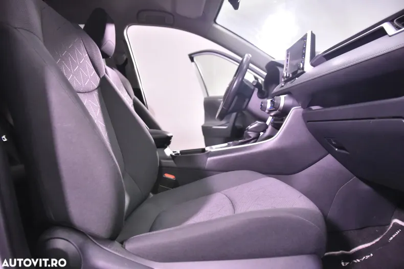 Toyota RAV4 din 2021 cu 127.822 km - oferta TOY170135 - foto 11