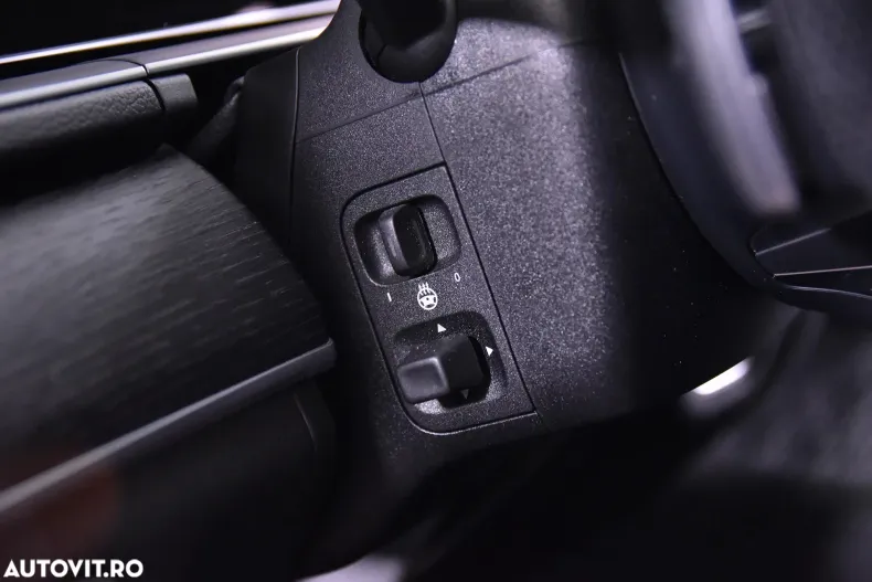 Mercedes-Benz GLE din 2024 cu 60.108 km - oferta MER170140 - foto 16