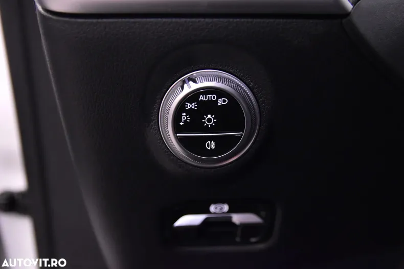 Mercedes-Benz C din 2022 cu 71.619 km - oferta MER170146 - foto 15