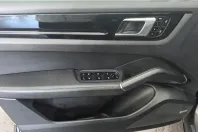 Porsche Cayenne din 2020 cu 148.171 km - oferta POR170155 - foto 10