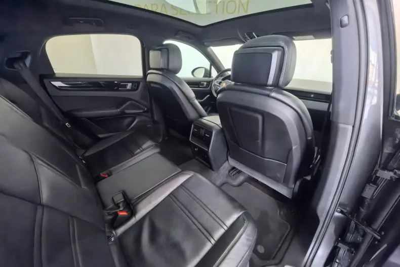 Porsche Cayenne din 2020 cu 148.171 km - oferta POR170155 - foto 37