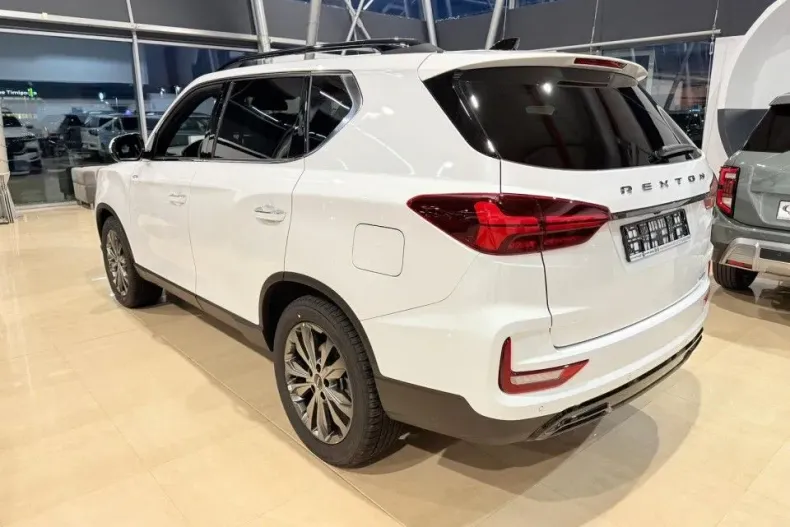 KG Mobility Rexton din 2025 cu 1 km - oferta KGM170168 - foto 4