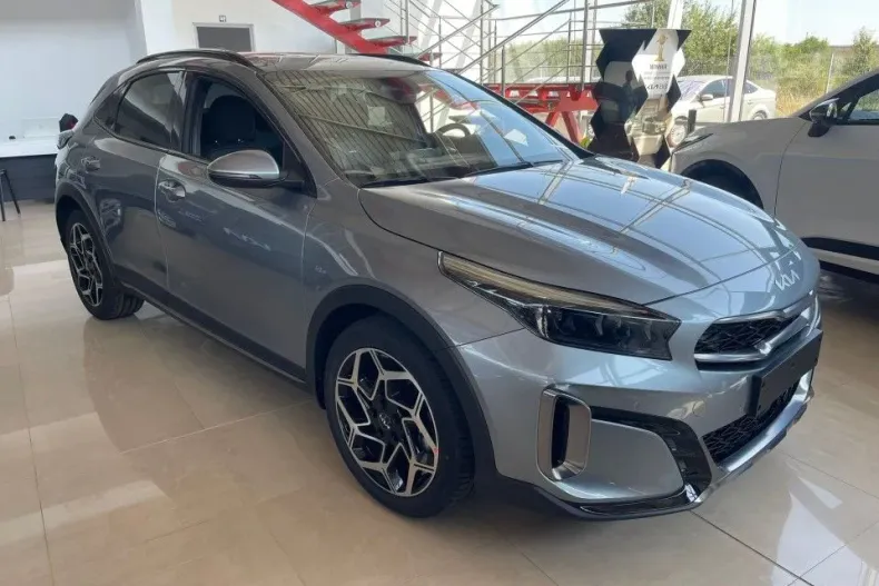 Kia XCeed din 2025 cu 5 km - oferta KIA170175 - foto 4