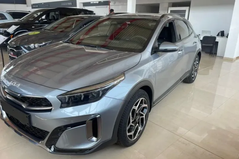 Kia XCeed din 2025 cu 5 km - oferta KIA170175 - foto 5