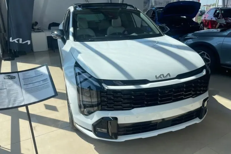 Kia Sportage din 2025 cu 10 km - oferta KIA170176 - foto 2
