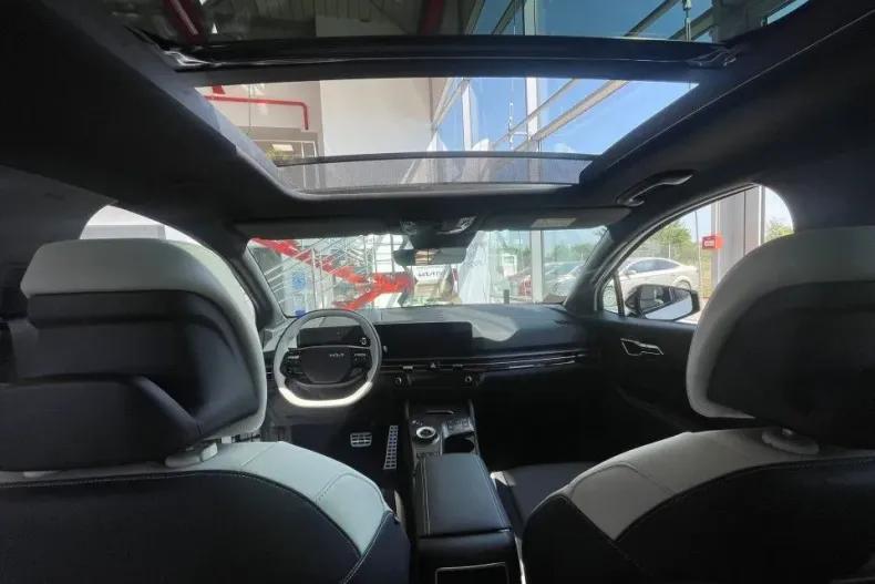 Kia Sportage din 2025 cu 10 km - oferta KIA170176 - foto 12