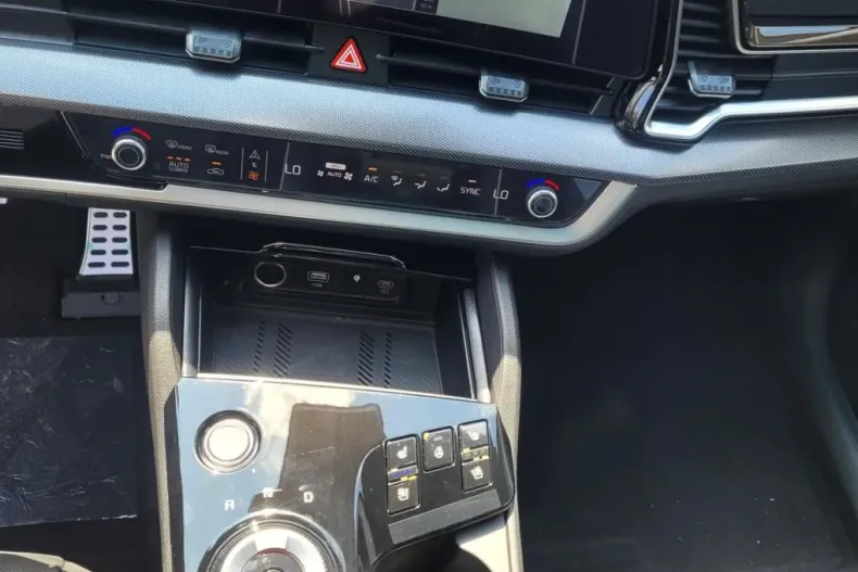 Kia Sportage din 2025 cu 1.000 km - oferta KIA170177 - foto 24