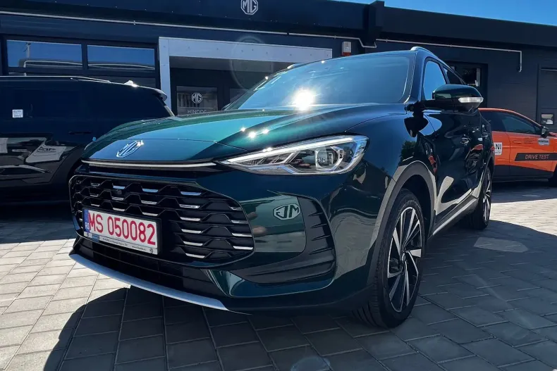 MG ZS HEV din 2025 cu 10 km - oferta MG0170182 - foto 3