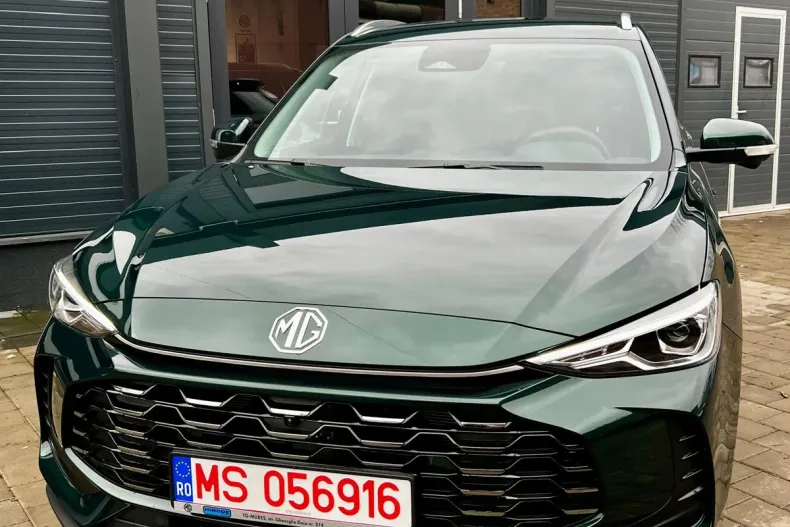 MG ZS HEV din 2025 cu 10 km - oferta MG0170182 - foto 11