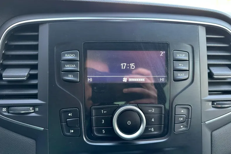 Renault Megane din 2021 cu 49.557 km - oferta REN170183 - foto 17