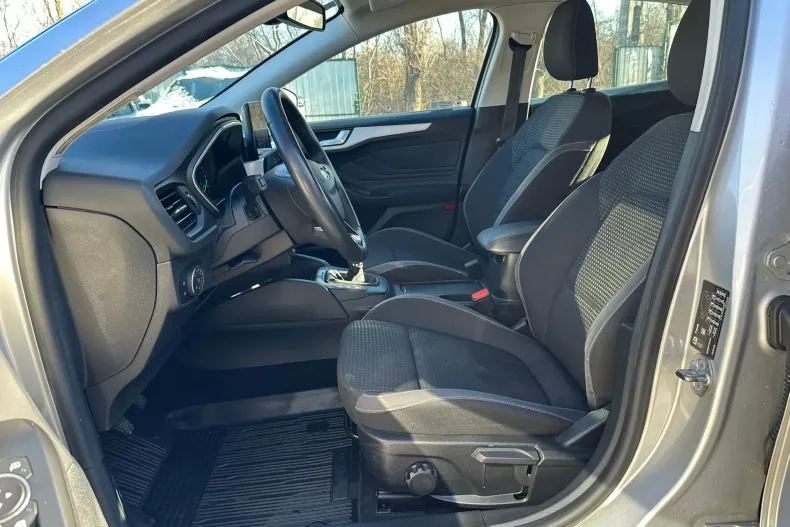 Ford Focus din 2021 cu 77.018 km - oferta FOR170184 - foto 8