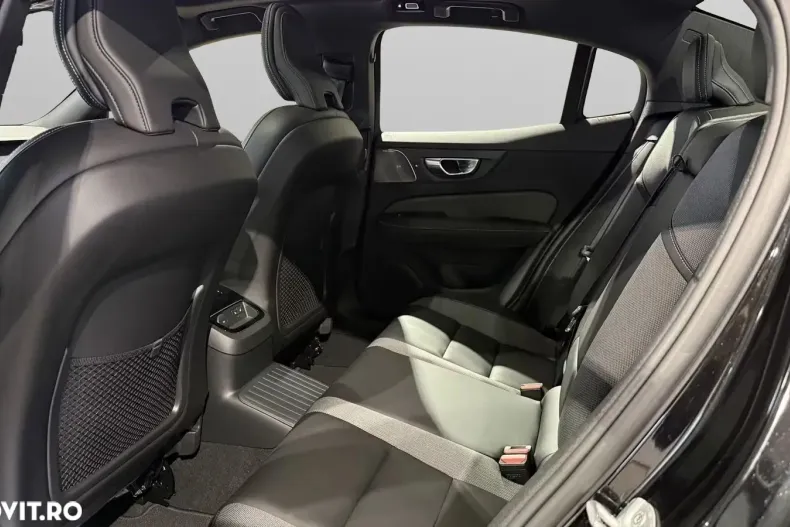 Volvo S60 din 2024 cu 18.612 km - oferta VOL170191 - foto 13