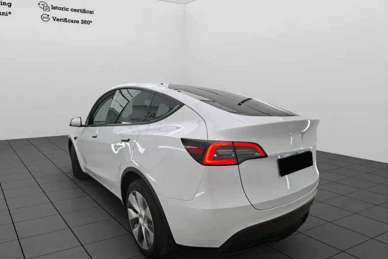 Tesla Model Y din 2022 cu 23.175 km - oferta TES170192 - foto 4