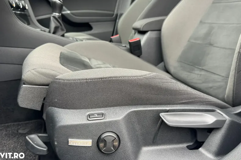 Volkswagen Golf din 2020 cu 171.000 km - oferta VOL170195 - foto 13