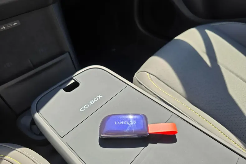 Lynk&Co 02 din 2024 cu 500 km - oferta LYN170198 - foto 27