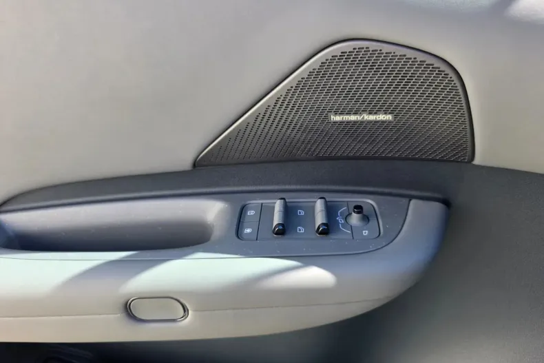 Lynk&Co 02 din 2024 cu 500 km - oferta LYN170198 - foto 35